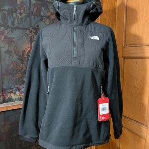 The North Face Black Fleece Pullover